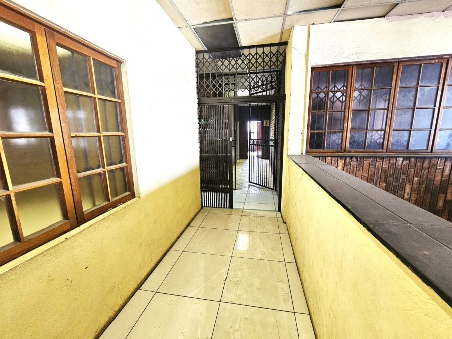 To Let Commercial Property for Rent in Rustenburg Rural North West